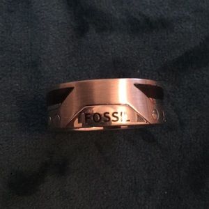 Beautiful two tone band ring